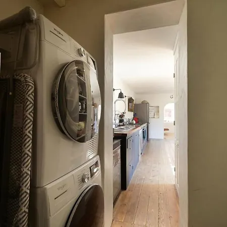 Maison Ancienne Avec Charme, Cour Pavee Et Ombragee, Auvent, 3 Chambres, Au Coeur D'ars-en-re - Fr-1-434-106 Ars-en-Ré