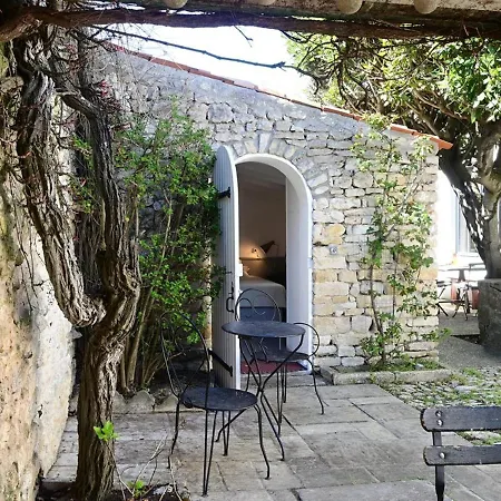 Maison Ancienne Avec Charme, Cour Pavee Et Ombragee, Auvent, 3 Chambres, Au Coeur D'ars-en-re - Fr-1-434-106 Casa de Férias