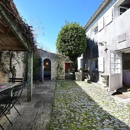度假居 Maison Ancienne Avec Charme, Cour Pavee Et Ombragee, Auvent, 3 Chambres, Au Coeur D'ars-en-re - Fr-1-434-106 阿尔桑雷